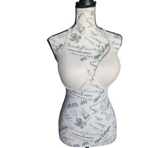 Victoria's Secret lace cross back front clip bra